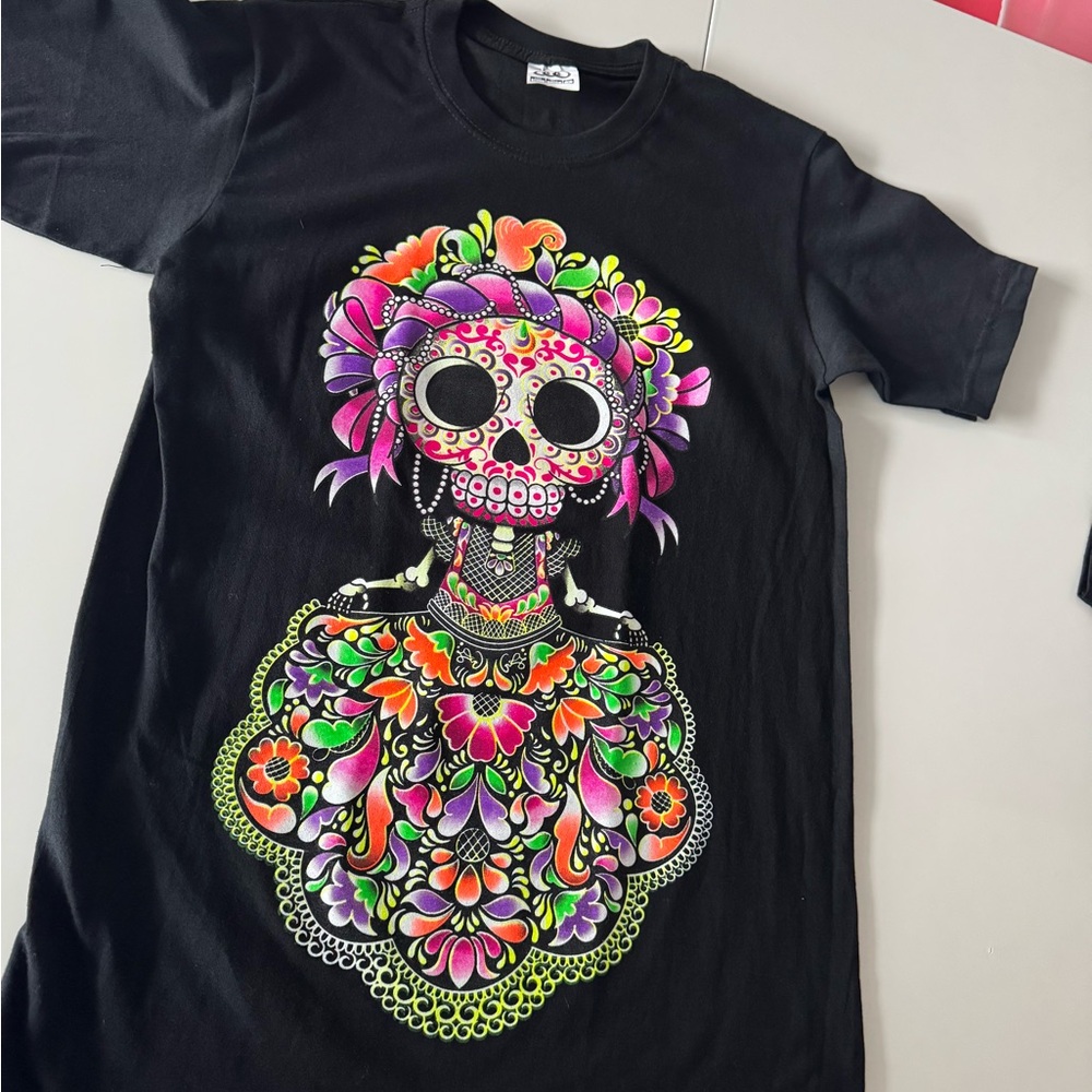Colorful Skull Graphic Black T-Shirt